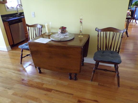 Temple Stuart Drop Leaf table/chairs for sale in Pinehurst NC