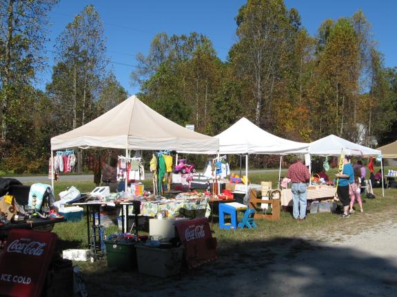Auraria Community Garage Yard Sale - Rain or Shine