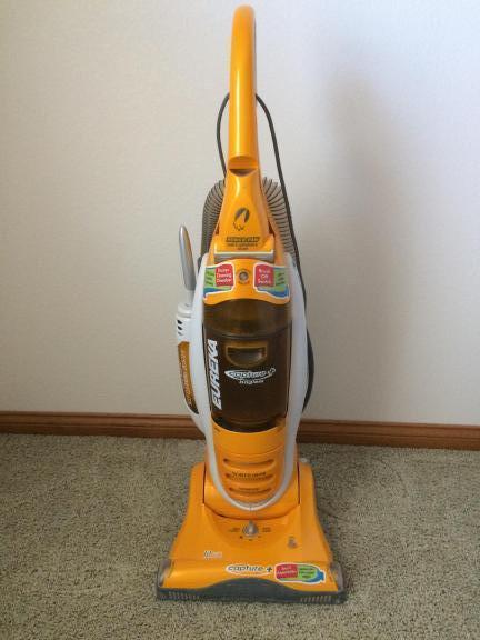 Eureka Model 8851 Upright Vacuum for sale in Carlyle IL