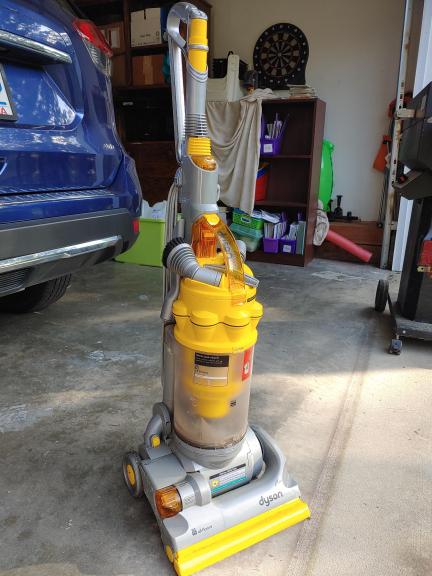 Dyson vacumm cleaner for sale in Southern Pines NC
