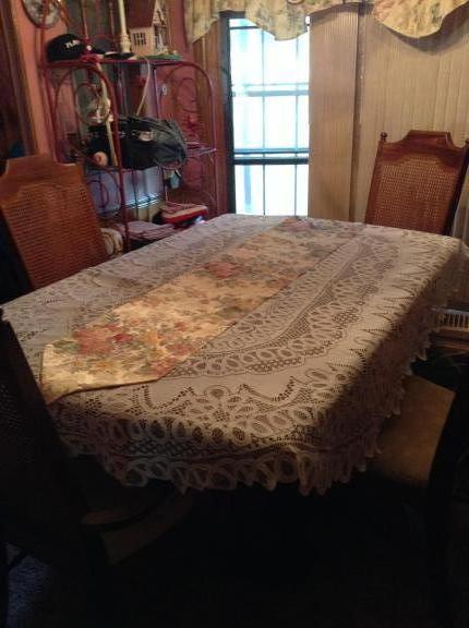6 piece dining room table and chairs for sale in Carlyle IL