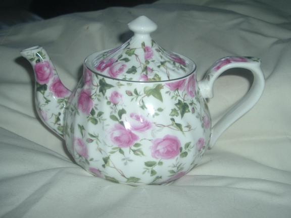 Victorian Porcelain Tea Pot