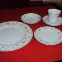 China dishes for sale in Dover DE by Garage Sale Showcase Member Has It All And Some