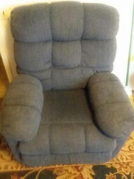 Blue recliner for sale in Westminster SC
