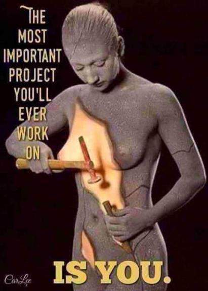 Garage sale in Cape Coral, Florida of Garage Sale Showcase Member Gary Eddy. 2 items currently listed for sale.