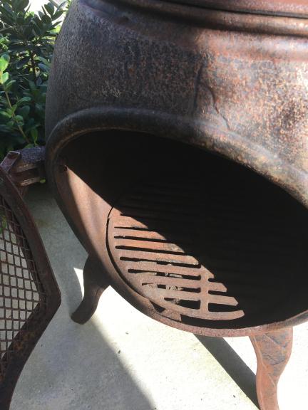 Cast Iron Ouutdoor Firebox with Tall  chimney