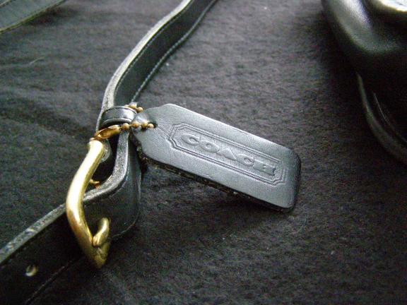 Coach purse in black leather