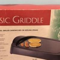 Classis electric griddle for sale in Rochester MI by Garage Sale Showcase member Lila Rene, posted 03/09/2019