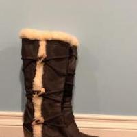 Leather boots -brown for sale in Rochester MI by Garage Sale Showcase member Lila Rene, posted 03/09/2019