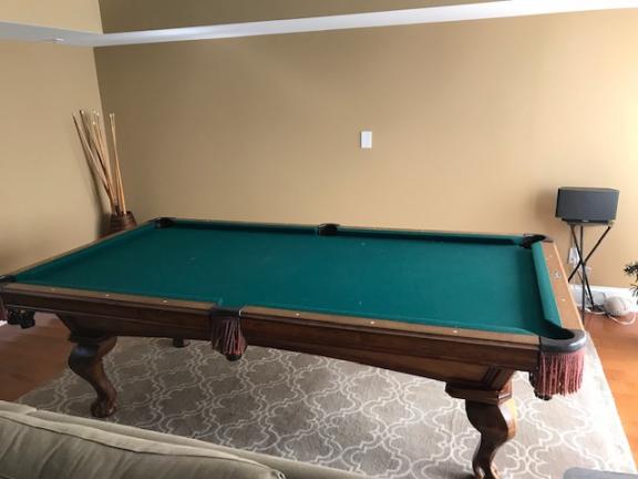 Garage sale in Point Pleasant Beach, New Jersey of Garage Sale Showcase Member LauraW. 3 items currently listed for sale.