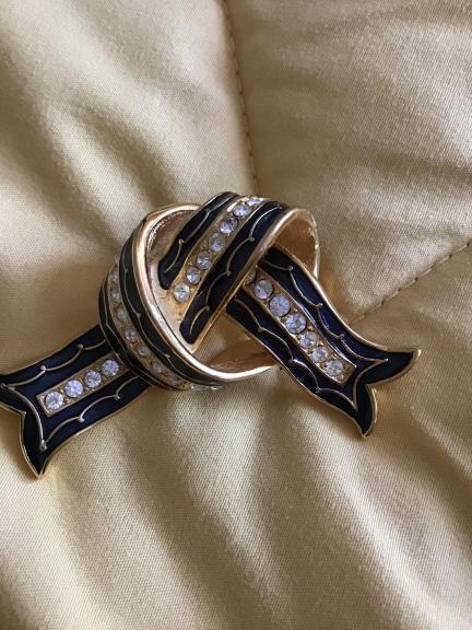 Ribbon pin for sale in South Burlington VT