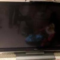 Sony LCD projection TV for sale in Vernon Hills IL by Garage Sale Showcase member gmitkove, posted 03/25/2019