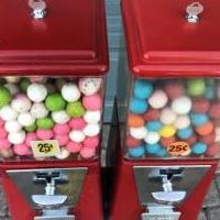 Twin Gumball Vending Machines for sale in Bonita Springs FL by Garage Sale Showcase member Top Shelf, posted 10/17/2018