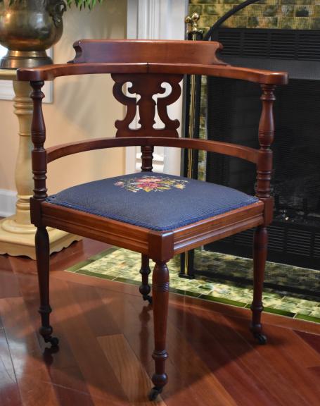Corner Chair for sale in Whispering Pines NC