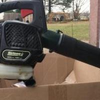 Gas leaf blower Bolens for sale in Elkhart IN by Garage Sale Showcase member Dmosiman, posted 11/19/2018