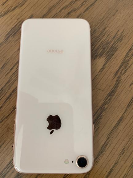 APPLE iPHONE 8