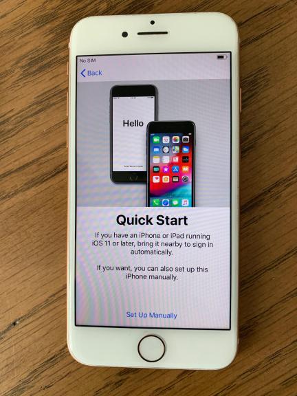 APPLE iPHONE 8