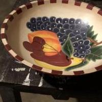 Wooden fruit bowl for sale in Newport TN by Garage Sale Showcase member PMartin1246, posted 06/04/2019