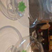 Glass bowls for sale in Inverness FL by Garage Sale Showcase member Bestoy2002, posted 12/10/2018
