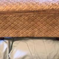 Foot stool for sale in Franklin IN by Garage Sale Showcase member cmpritchard mae147147, posted 06/26/2019
