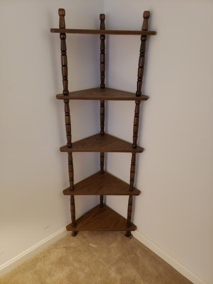 Corner shelf for sale in Nottingham MD