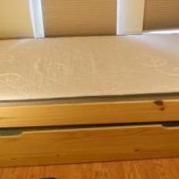Twin trundle bed for sale in Hudson NY by Garage Sale Showcase member WilliamT'nHellenS, posted 06/27/2019