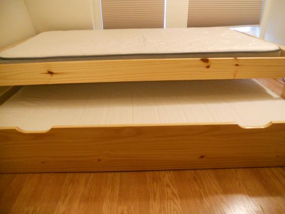 twin trundle bed