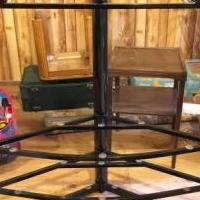 Flat screen TV stand for sale in Pinetown NC by Garage Sale Showcase member Thankful, posted 06/09/2019