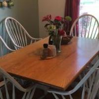 Wood table with 6 chairs for sale in Breese IL by Garage Sale Showcase member susfaust, posted 06/06/2019