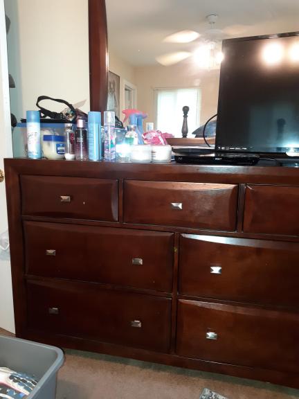 Dresser