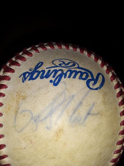 Autographed St Louis Cardinals baseball