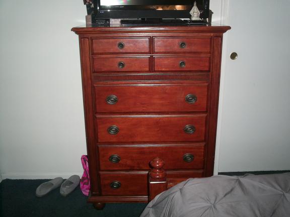 Queen Bed Room set (5) Piece