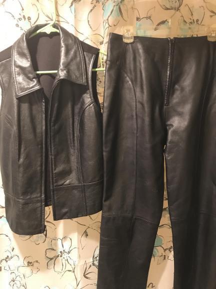 Leather pants and vest pants size 30/30 vest medium for sale in Muskegon MI