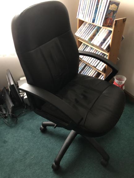 Computer chair for sale in Bowling Green OH