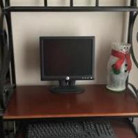 Computer stand for sale in Bowling Green OH by Garage Sale Showcase member Horsehaven6, posted 08/05/2019