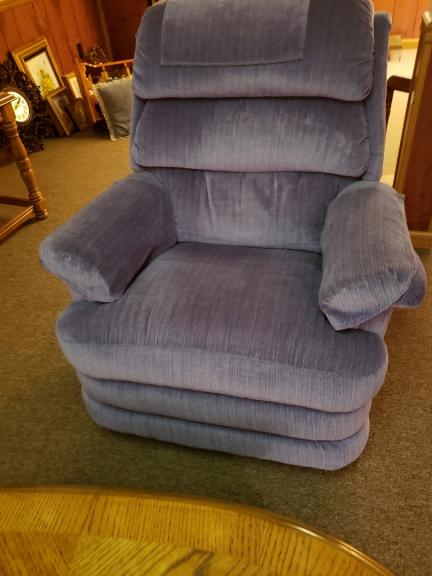 Recliner for sale in Urbana OH
