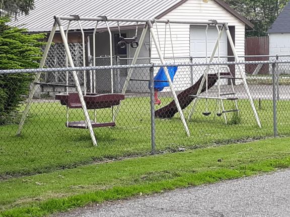 Large swingset for sale in Bucyrus OH