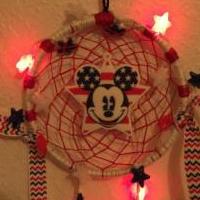 Patriotic Disney Mickey Mouse dreamcatcher w/flashing lights for sale in Kissimmee FL by Garage Sale Showcase member Charbaby29, posted 06/13/2019