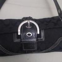 Coach purse for sale in Dublin GA by Garage Sale Showcase member Vilener, posted 09/04/2019