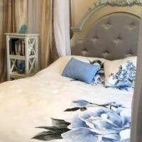 Ashley Cassimore Pearl Canopy Bedroom Set for sale in Macomb MI by Garage Sale Showcase member Humpfree#5, posted 06/16/2019
