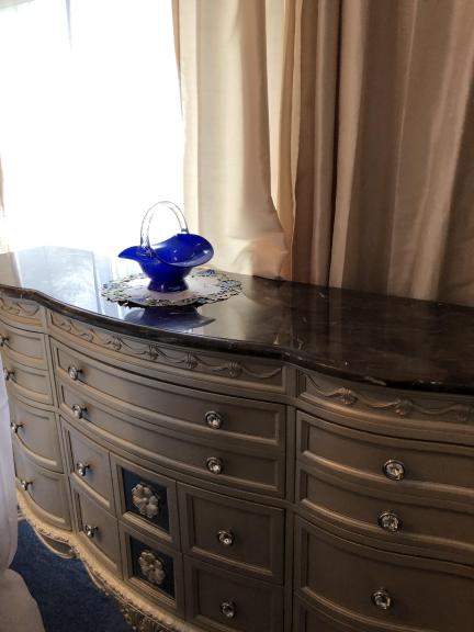 Ashley Cassimore Pearl Canopy Bedroom Set