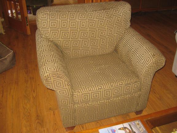 Living room chairs for sale in Brighton MI