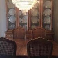 THOMASVILLE DINING ROOM SET for sale in New City NY by Garage Sale Showcase member lorbri123, posted 06/04/2019