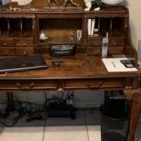 Antique desk for sale in Rockledge FL by Garage Sale Showcase member Claudita, posted 05/18/2019