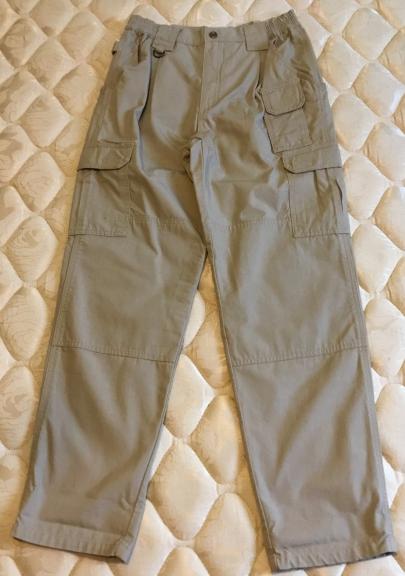 Women’s khaki cargo pants for sale in Metairie LA