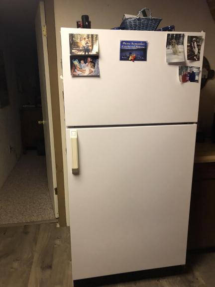 FREE REFRIGERATOR for sale in Grand Lake CO
