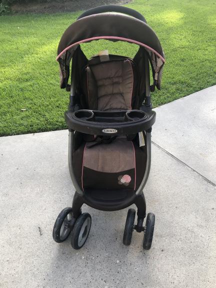Baby stroller for sale in Brunswick GA