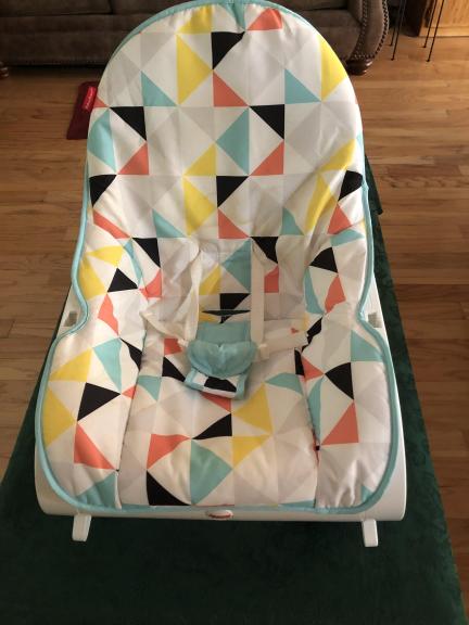 Baby rocking/  vibrating seat for sale in Brunswick GA