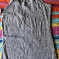 Gray tank top for sale in Vermilion OH by Garage Sale Showcase member Michael17, posted 07/09/2019