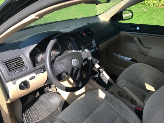 Car 2009 VW Jetta